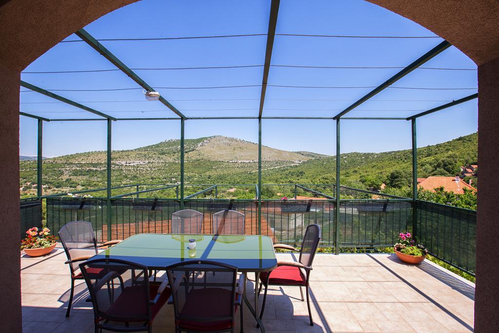 Holiday Villa Anna Primorski Dolac Eksteriør billede