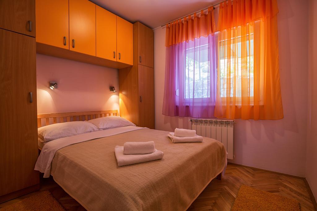 Holiday Villa Anna Primorski Dolac Eksteriør billede